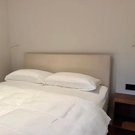 Apartment Neues Boarding House In Aachen, Wuerselen, Naehe Fei World Championship, Chio