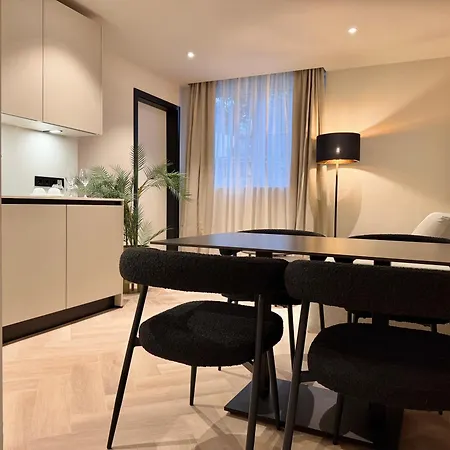 Neues Boarding House In Aachen, Wuerselen, Naehe Fei World Championship, Chio Apartment *