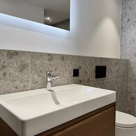 Apartment Neues Boarding House In Aachen, Wuerselen, Naehe Fei World Championship, Chio Wurselen